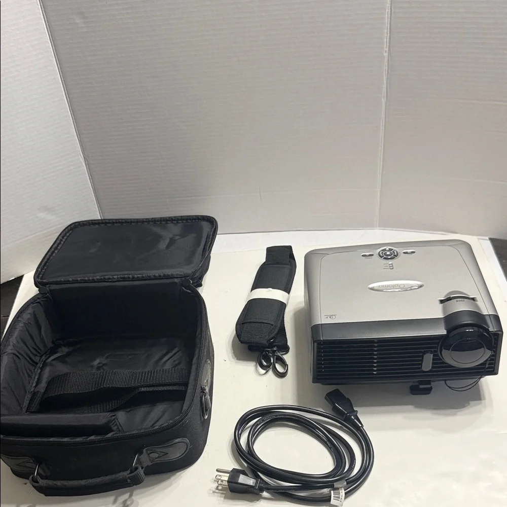 OPTOMA EP716 DLP PORTABLE PROJECTOR